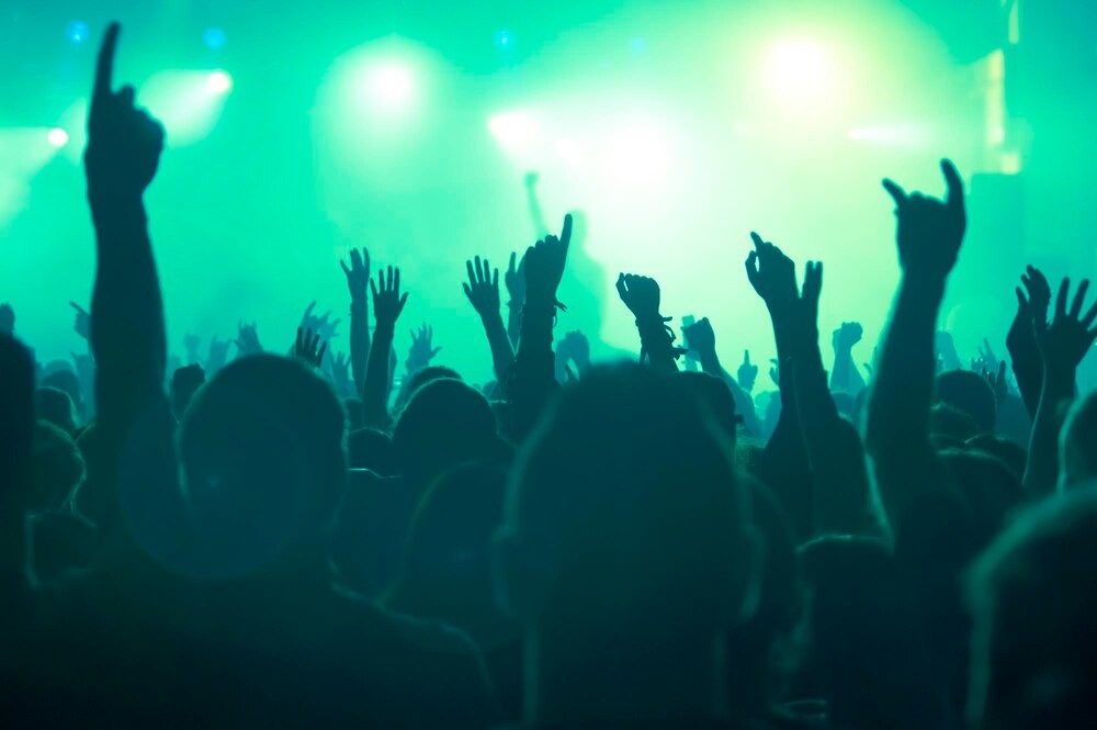 Kayah w sercu Katowic: Niespodziewany występ na jarmarku!